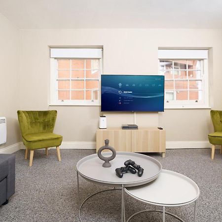 Best Covent Garden/Chinatown/Soho Location Лондон Екстериор снимка
