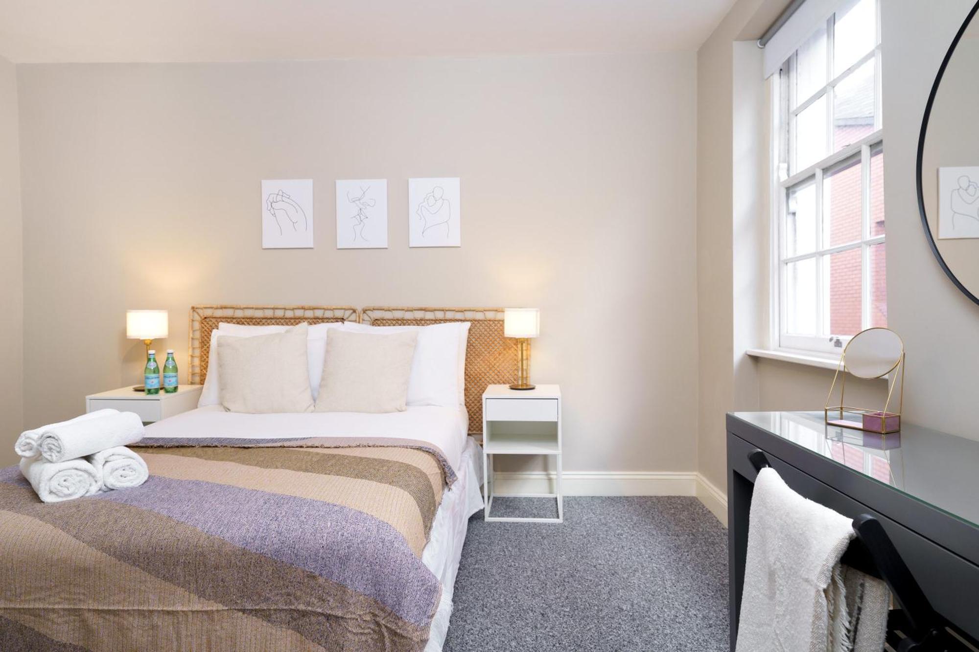 Best Covent Garden/Chinatown/Soho Location Лондон Екстериор снимка